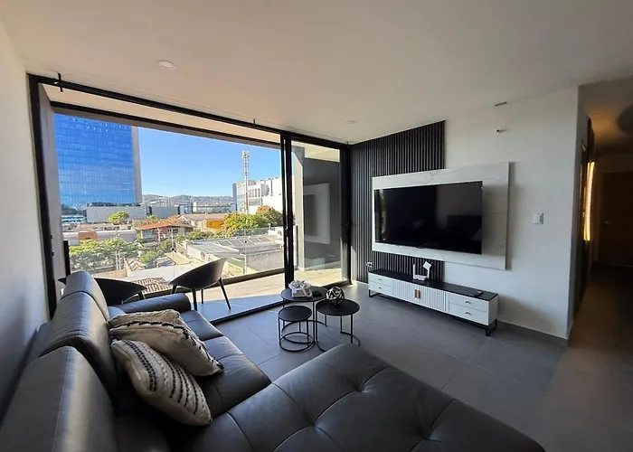 New Apartment-3 Rooms-2 Baths W Rooftop City View